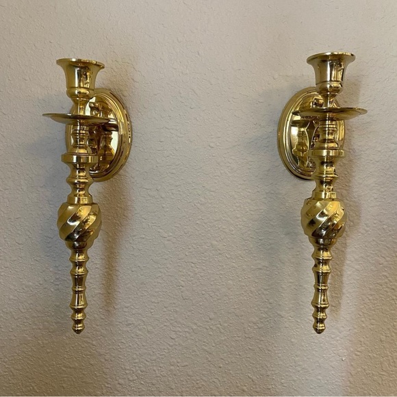 ✨SOLD✨ Vintage Lacquered Brass Gold Sconces Candle Wall Hangers